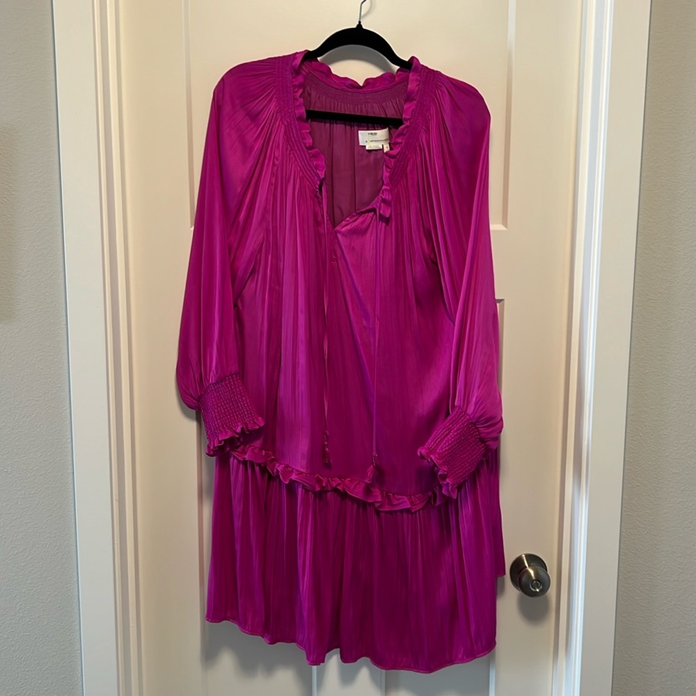 Free People Guilia Tunic Dress
Fushia Medium - from Anthropologie - Picture 4 of 4